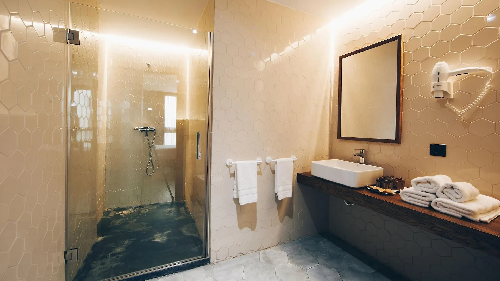 ***  Malaga Premium Hotel Spain