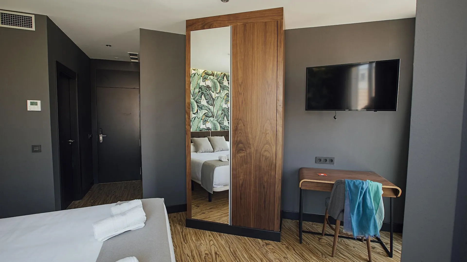 Malaga Premium Hotel 3*,