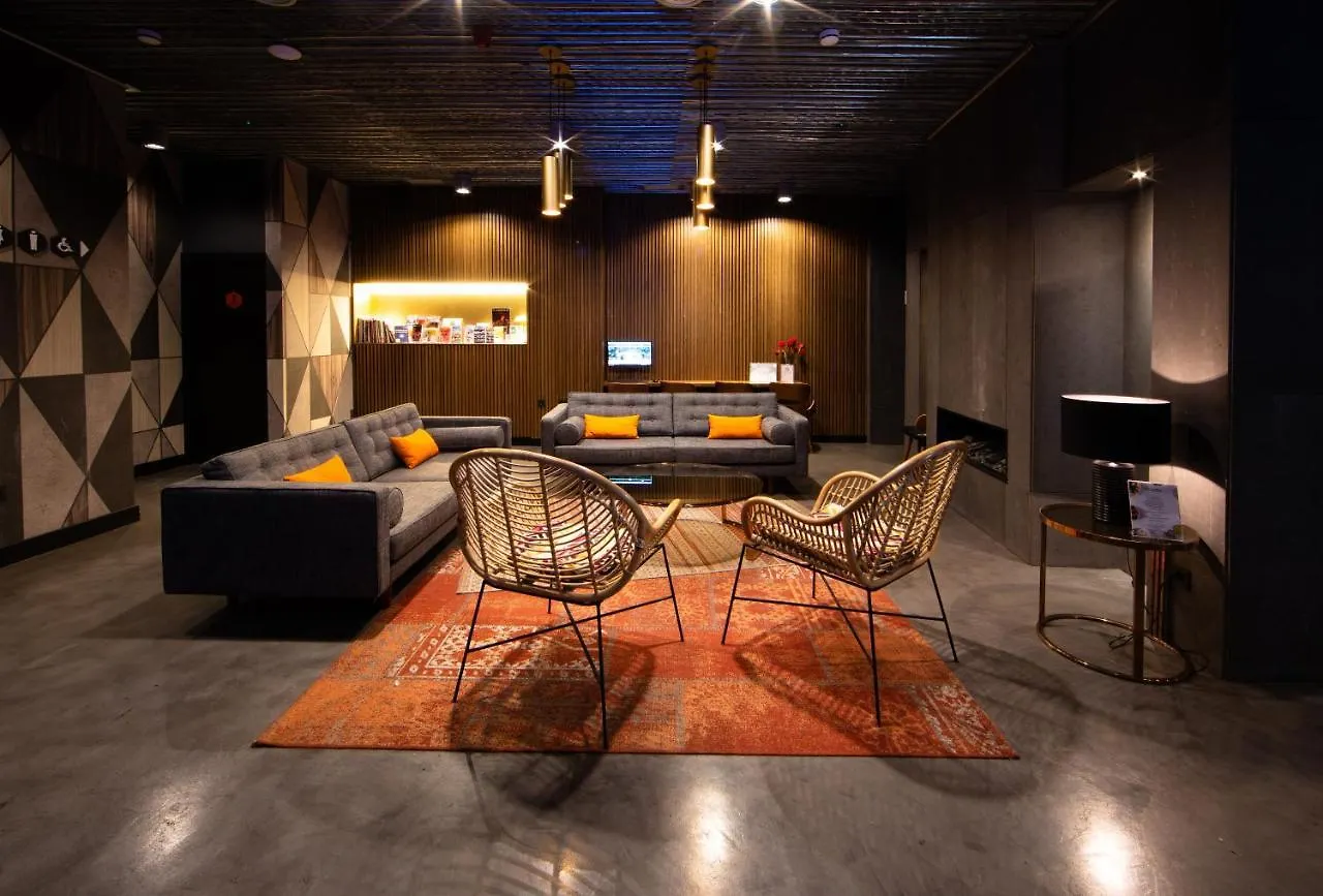 Malaga Premium Hotel 3*,