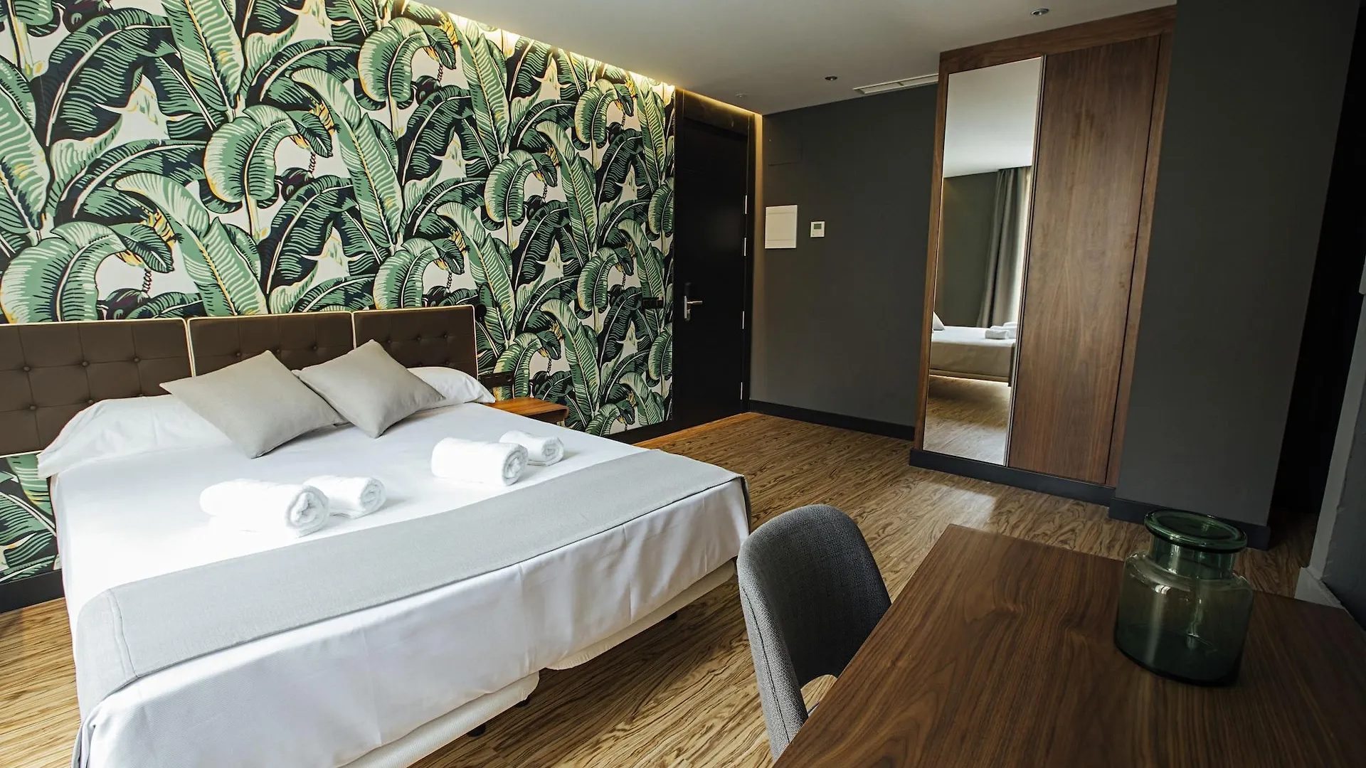 Malaga Premium Hotel 3*,